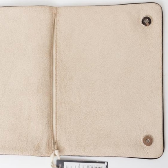 NWT Clare Vivier Textured Ivory Leather Clutch - Picture 3 of 8